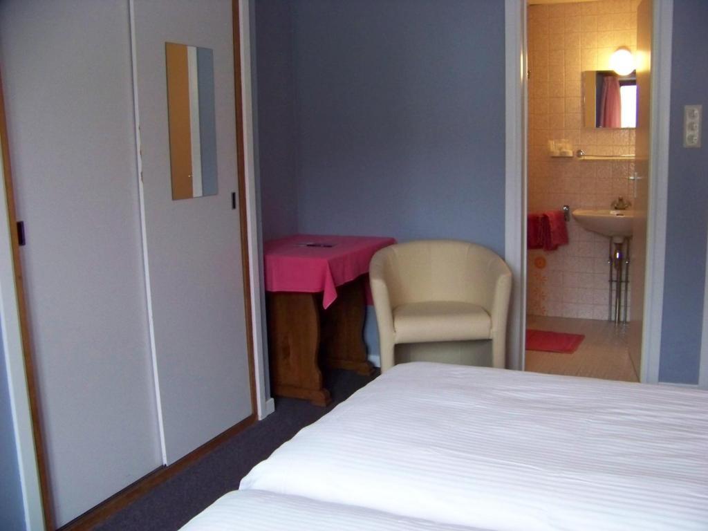 Auberge Le Vieux Moulin Bouillon Habitación foto